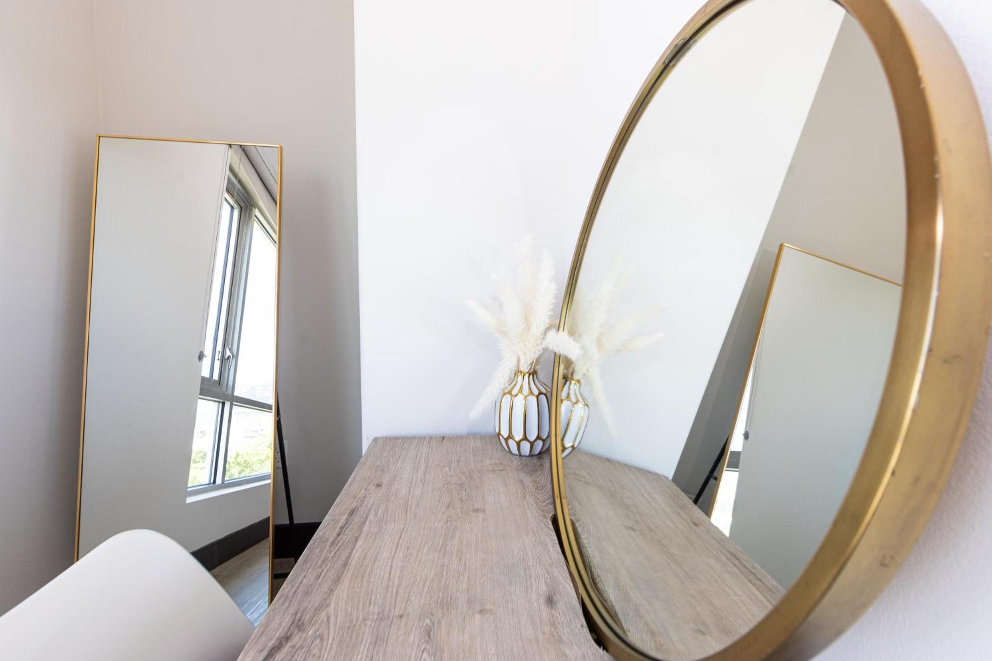 Apartment 2br Weho Modern Luxury Townhouse