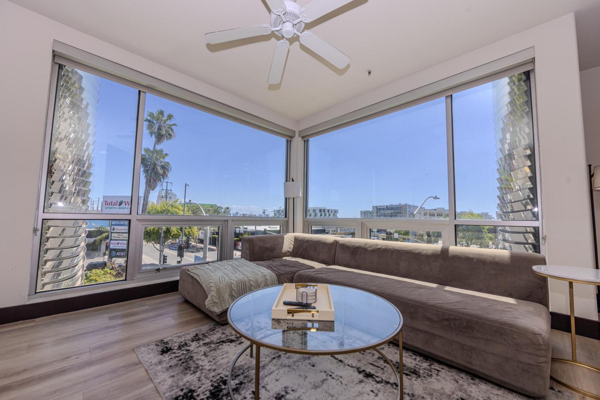 2br Weho Modern Luxury Townhouse